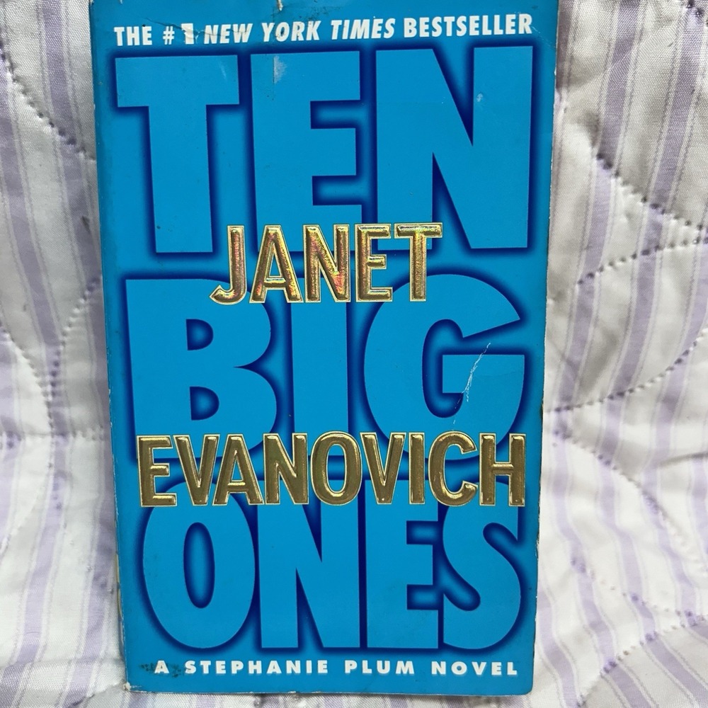 Ten Big Ones (Stephanie Plum, No. 10) (Stephanie Plum Novels) by Evanovich, Jan